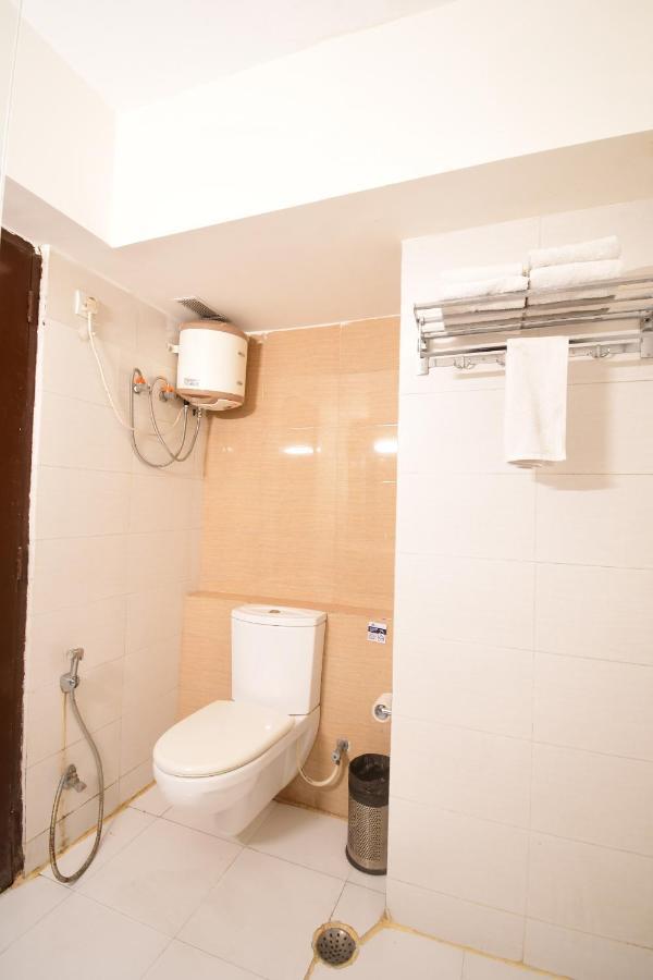 Hotel The Xen Suites, Airport Kolkata